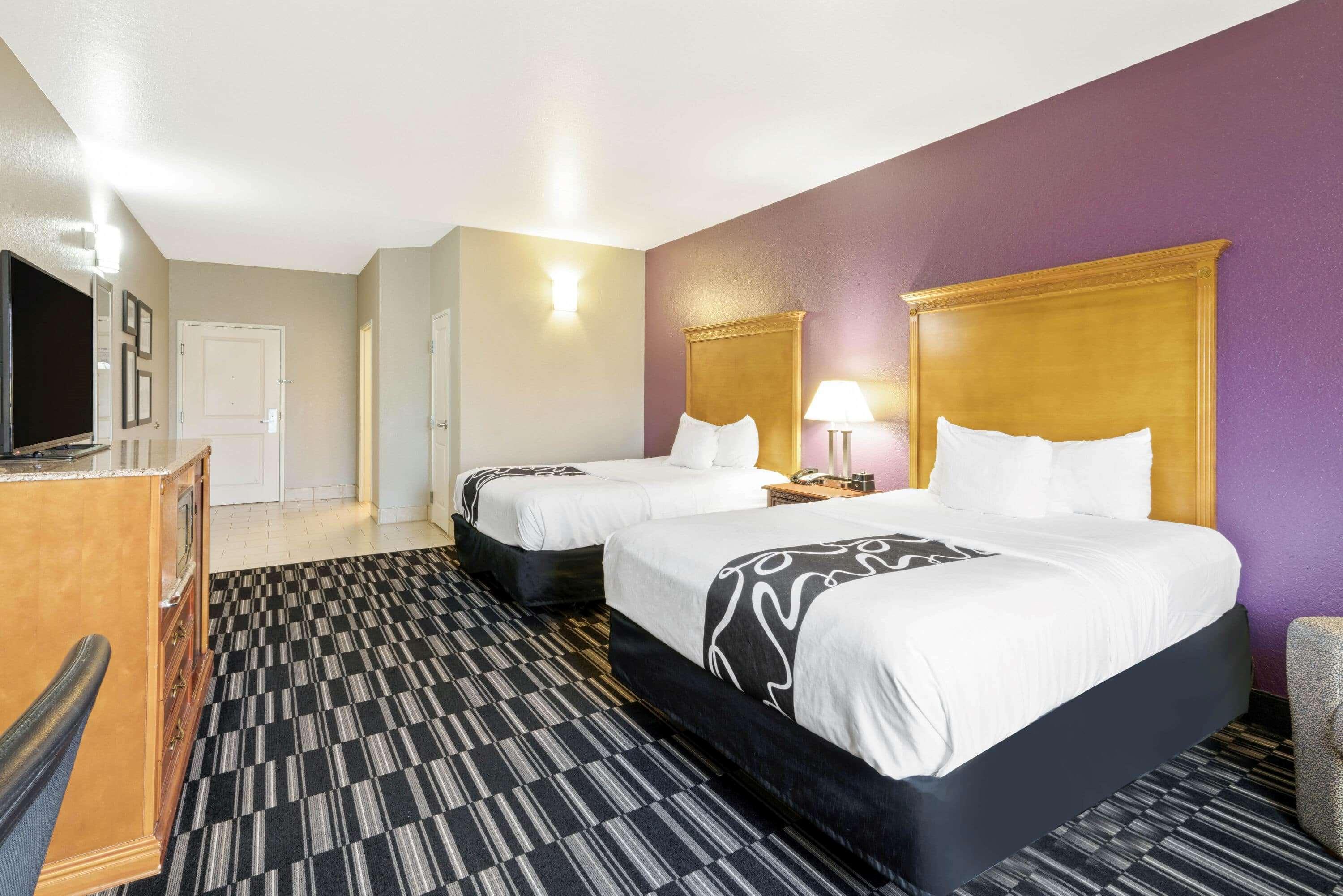 La Quinta By Wyndham Ada Hotel Buitenkant foto